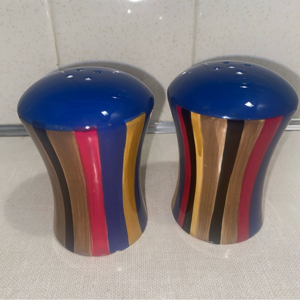 Vintage 2004 Enesco By Erin Donell Salt & Pepper Shakers‎ Set Of 2 Multi Striped